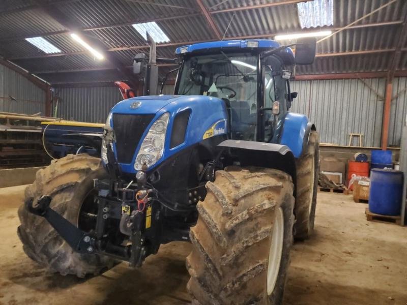 Traktor du type New Holland T7060, Gebrauchtmaschine en BRAY en Val (Photo 1)