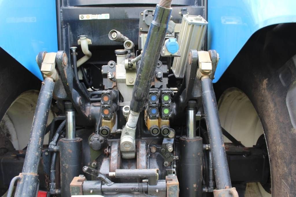 Traktor of the type New Holland T7060, Gebrauchtmaschine in Bant (Picture 9)