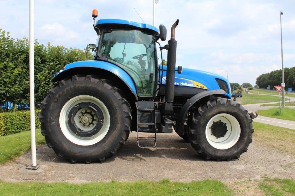 Traktor del tipo New Holland T7060, Gebrauchtmaschine en Bant (Imagen 7)