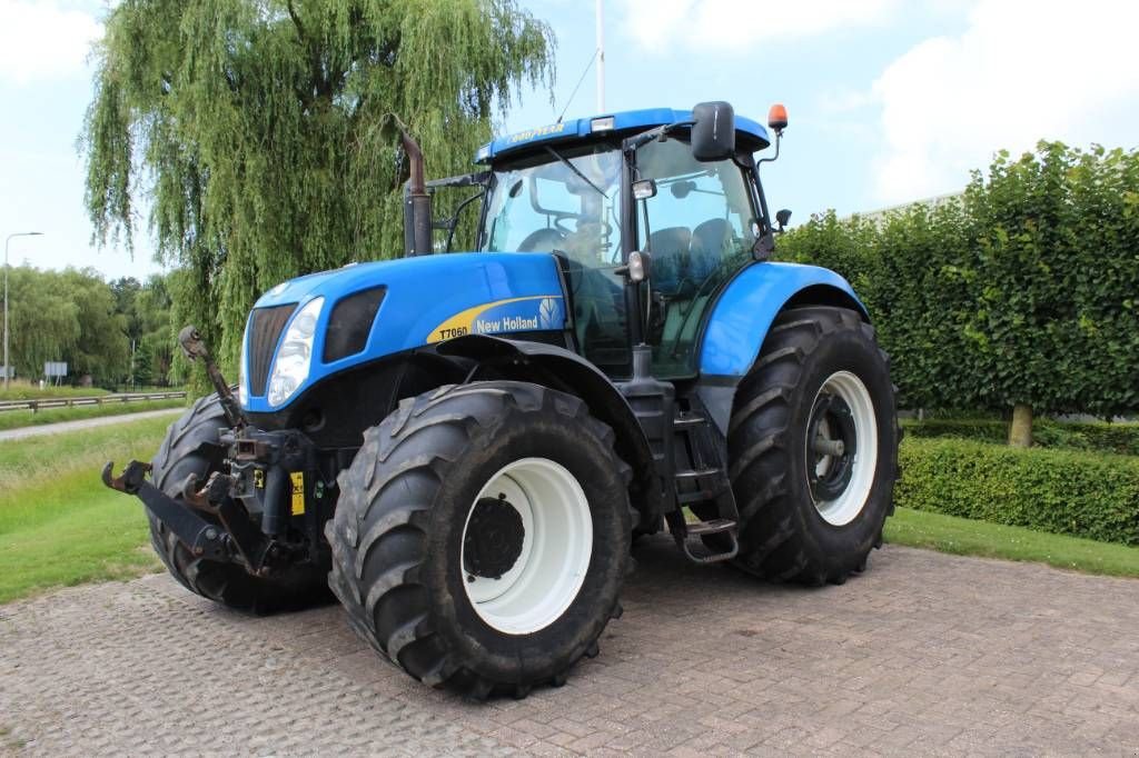 Traktor του τύπου New Holland T7060, Gebrauchtmaschine σε Bant (Φωτογραφία 4)