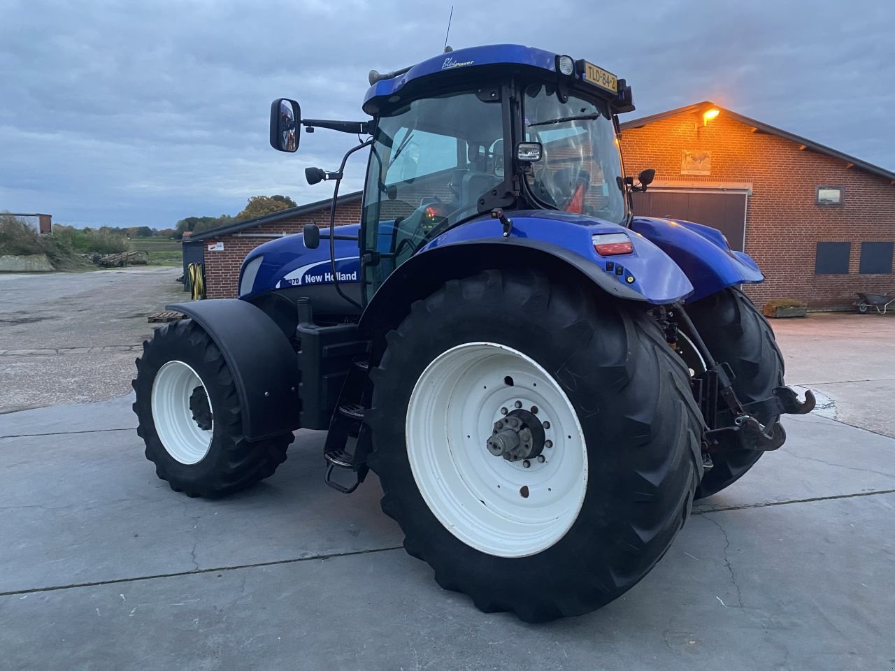 Traktor van het type New Holland T7070AC, Gebrauchtmaschine in De Mortel (Foto 7)