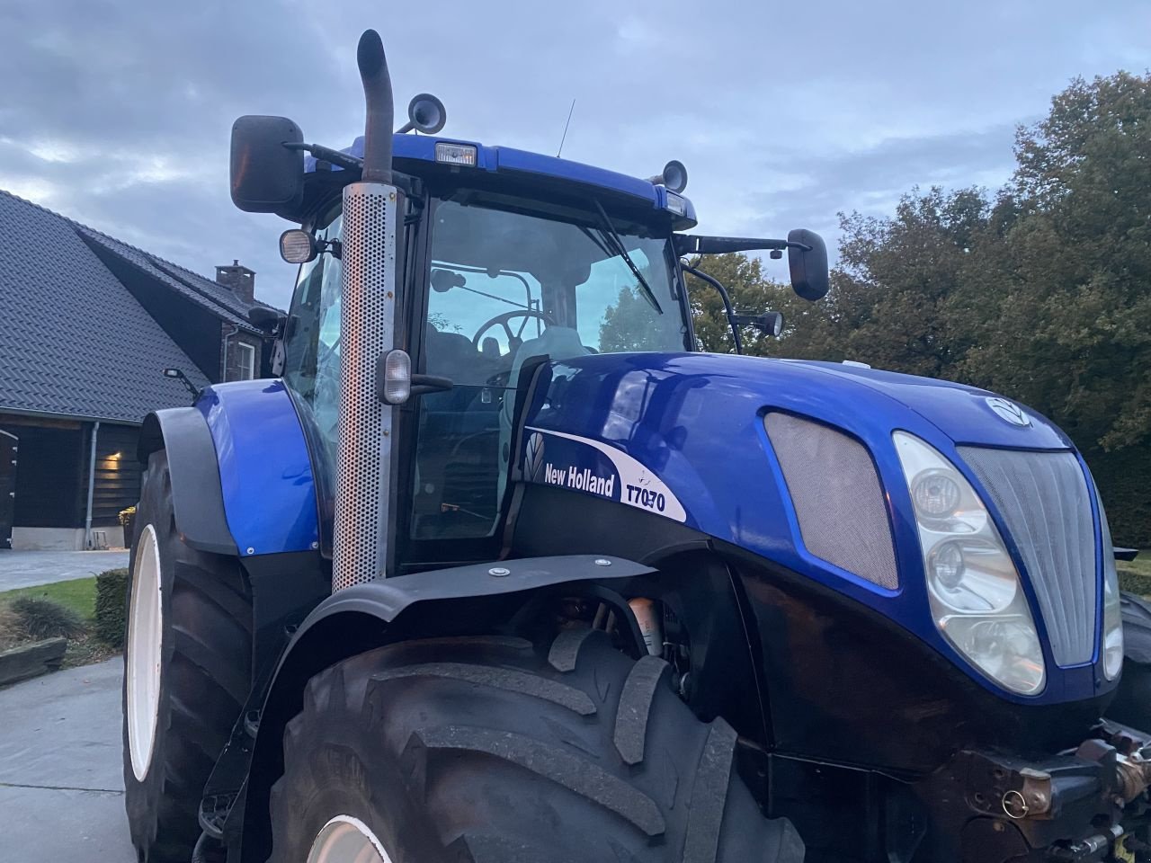 Traktor van het type New Holland T7070AC, Gebrauchtmaschine in De Mortel (Foto 10)