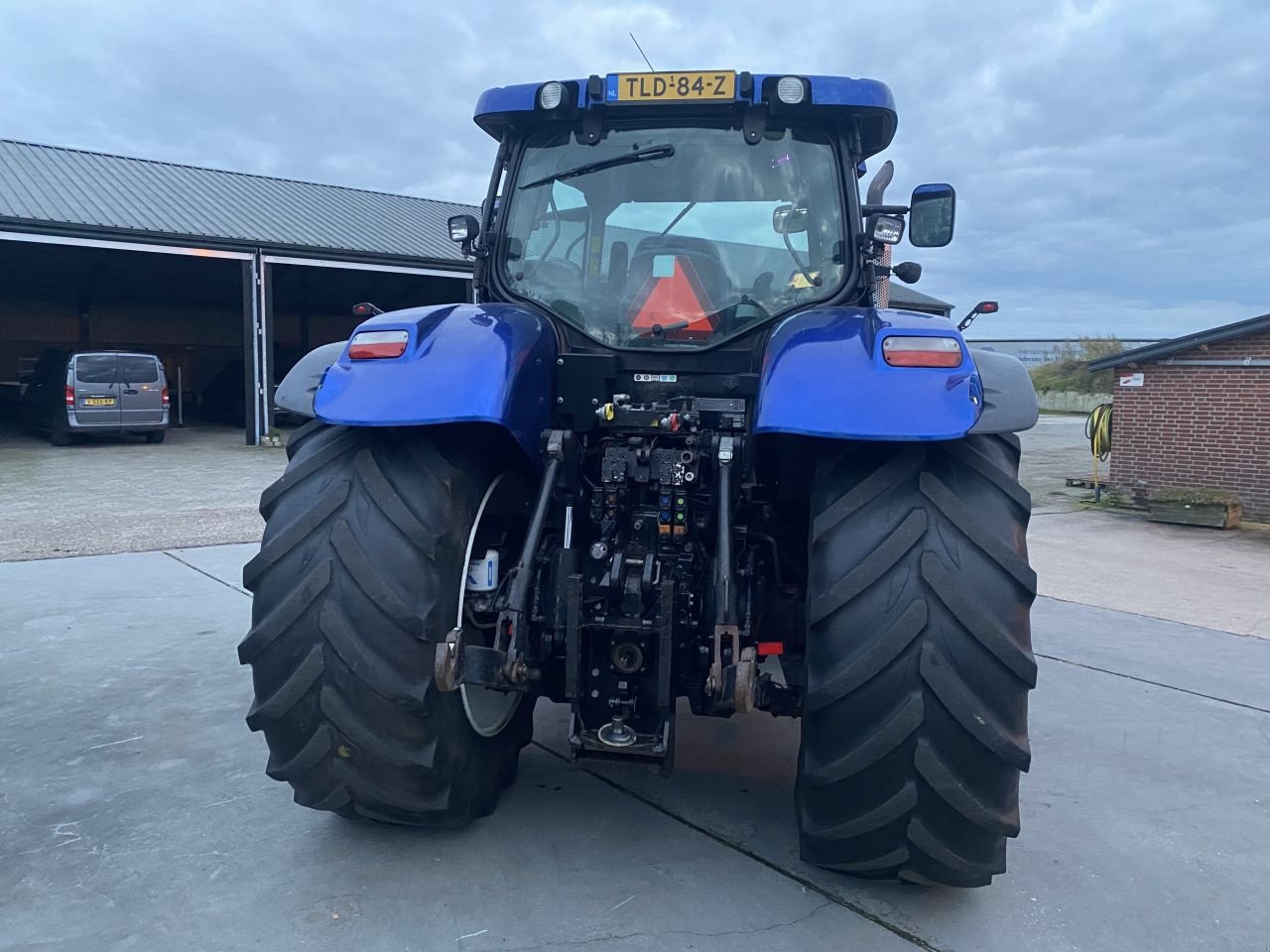 Traktor van het type New Holland T7070AC, Gebrauchtmaschine in De Mortel (Foto 4)