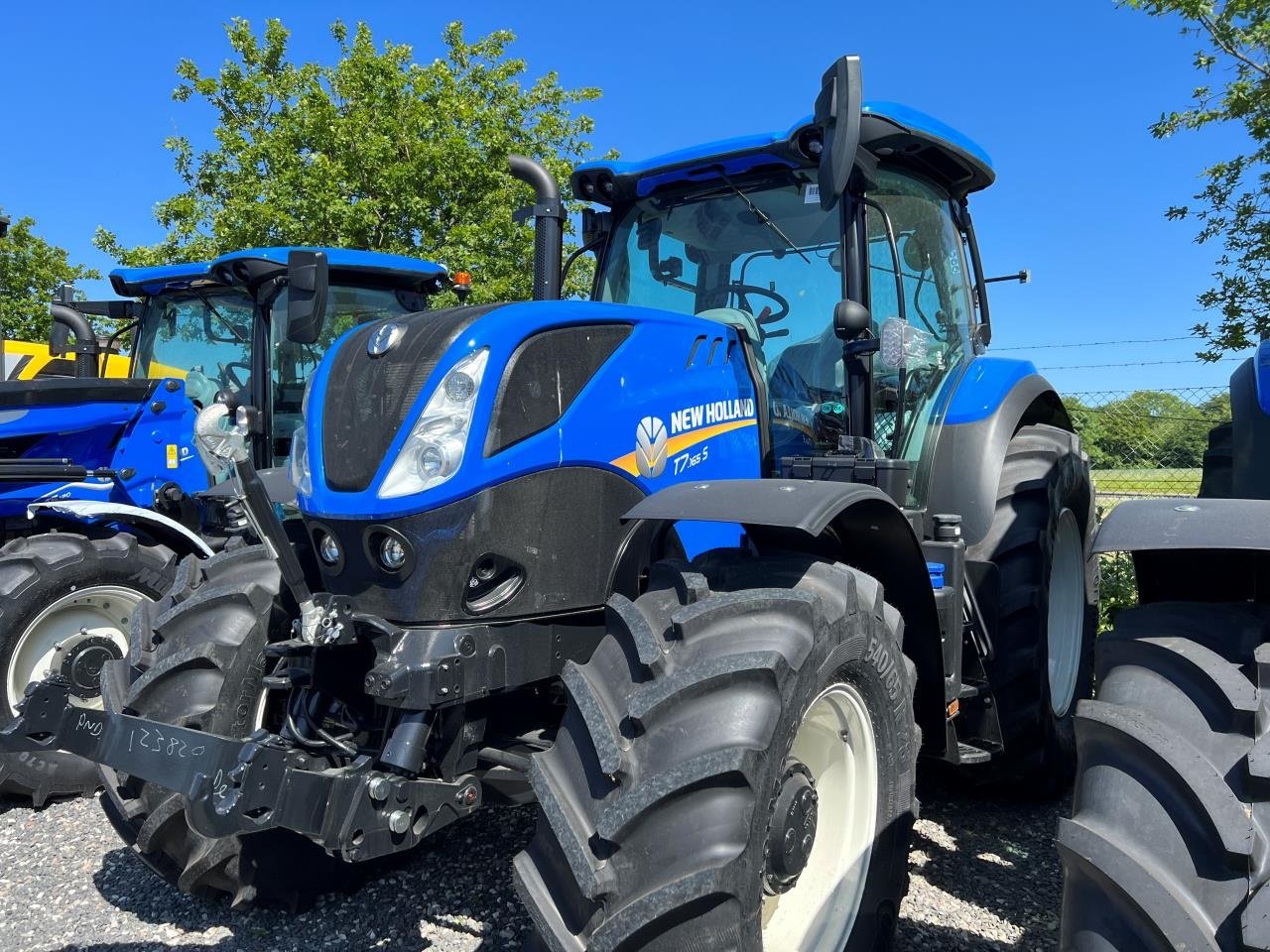 Traktor of the type New Holland T7.165 S STAGE V, Gebrauchtmaschine in Hadsten (Picture 1)