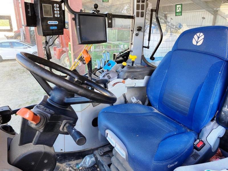 Traktor typu New Holland T7.165 S, Gebrauchtmaschine w SAINT-GERMAIN DU PUY (Zdjęcie 6)