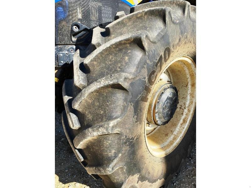 Traktor tipa New Holland T7.165 S, Gebrauchtmaschine u SAINT-GERMAIN DU PUY (Slika 3)