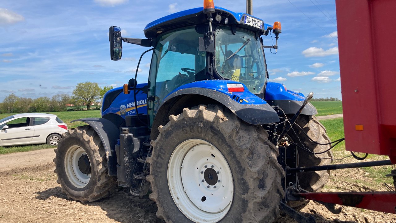 Traktor от тип New Holland T7.165 S, Gebrauchtmaschine в CORMENON (Снимка 4)