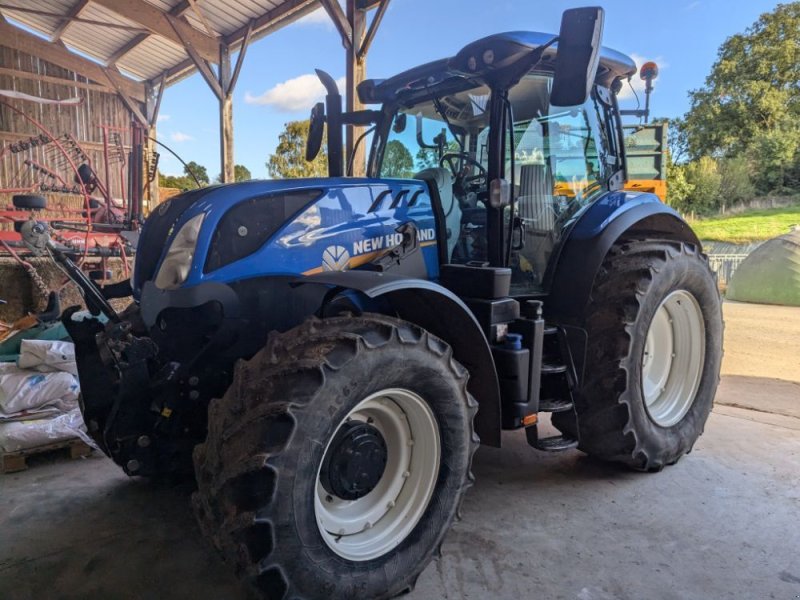 Traktor of the type New Holland T7.165, Gebrauchtmaschine in FRESNAY LE COMTE (Picture 1)