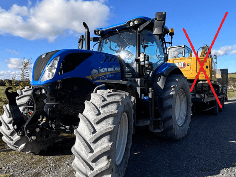 Traktor of the type New Holland T7.165S RANGE COMMAND T4B, Gebrauchtmaschine in CONDE SUR VIRE