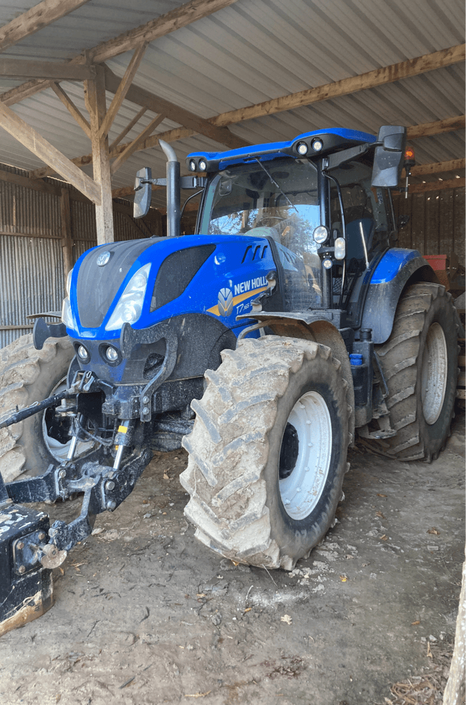 Traktor tip New Holland T7.165S RANGE COMMAND T4B, Gebrauchtmaschine in TREMEUR (Poză 1)