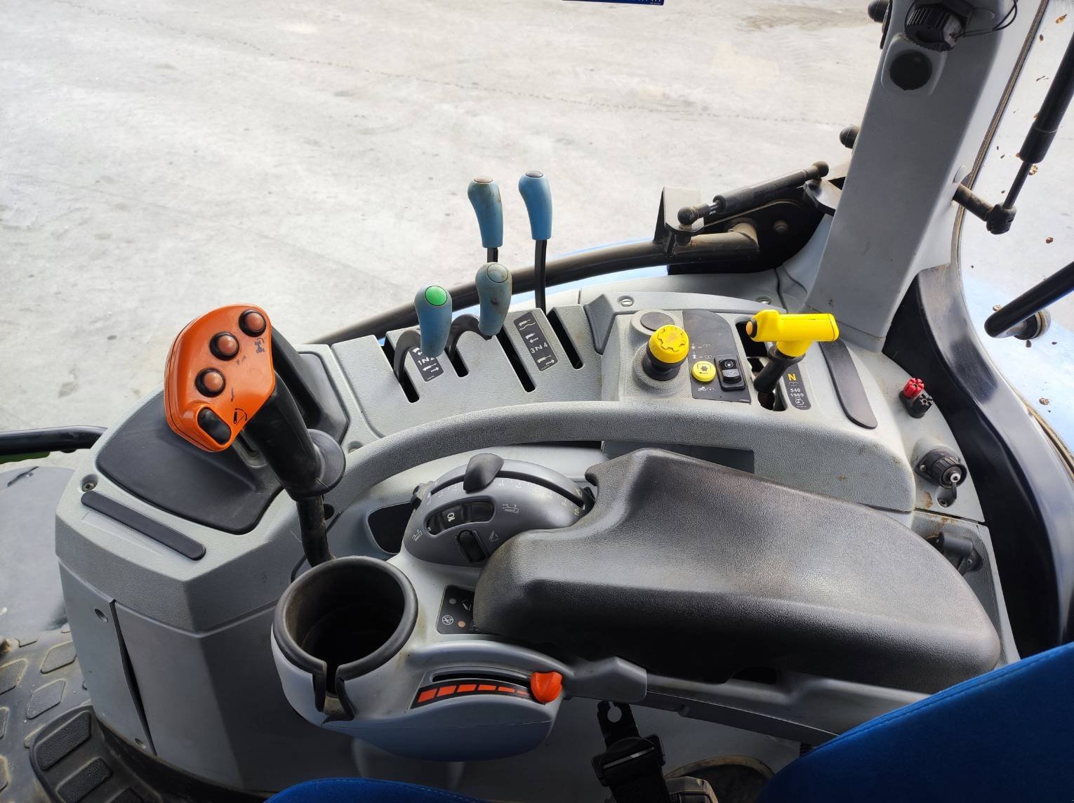 Traktor del tipo New Holland T7.165S, Gebrauchtmaschine en Le Horps (Imagen 3)