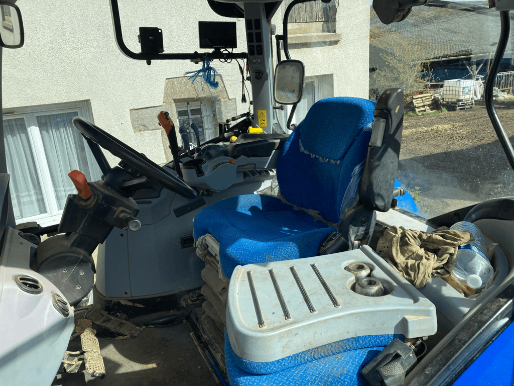 Traktor του τύπου New Holland T7.170 RANGE COMMAND, Gebrauchtmaschine σε TREMEUR (Φωτογραφία 3)