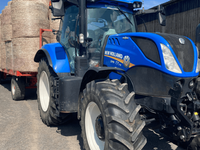 Traktor typu New Holland T7.175 AC T4B, Gebrauchtmaschine w CINTHEAUX (Zdjęcie 1)