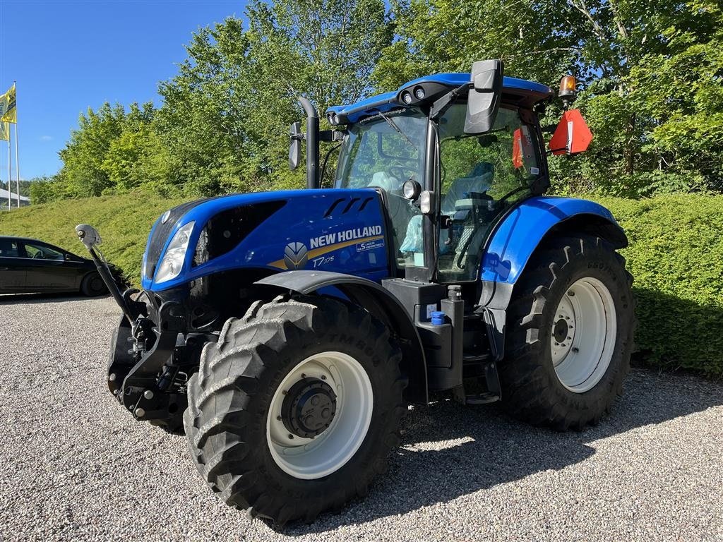 Traktor du type New Holland T7.175 CLASSIC, Gebrauchtmaschine en Maribo (Photo 2)