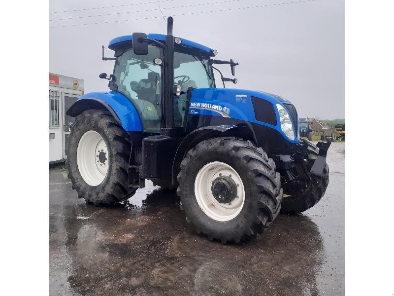 Traktor van het type New Holland T7.185 AUTOCOMM., Gebrauchtmaschine in HERLIN LE SEC (Foto 2)