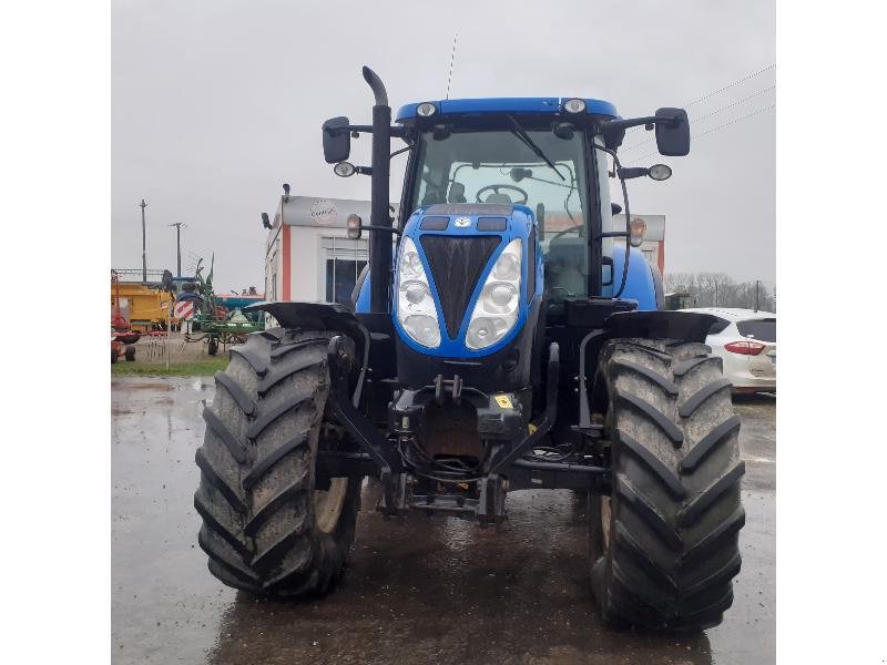 Traktor of the type New Holland T7.185 AUTOCOMM., Gebrauchtmaschine in HERLIN LE SEC (Picture 3)