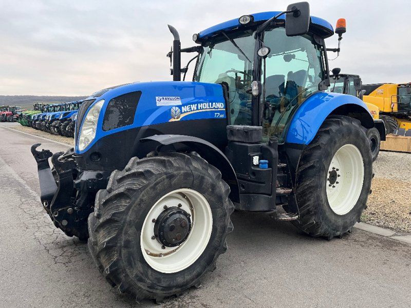 Traktor Türe ait New Holland T7.185 CLASSIQUE, Gebrauchtmaschine içinde VERT TOULON (resim 1)