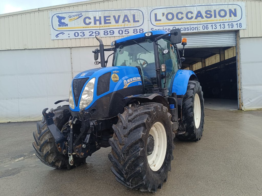 Traktor от тип New Holland T7.185, Gebrauchtmaschine в Einvaux (Снимка 1)