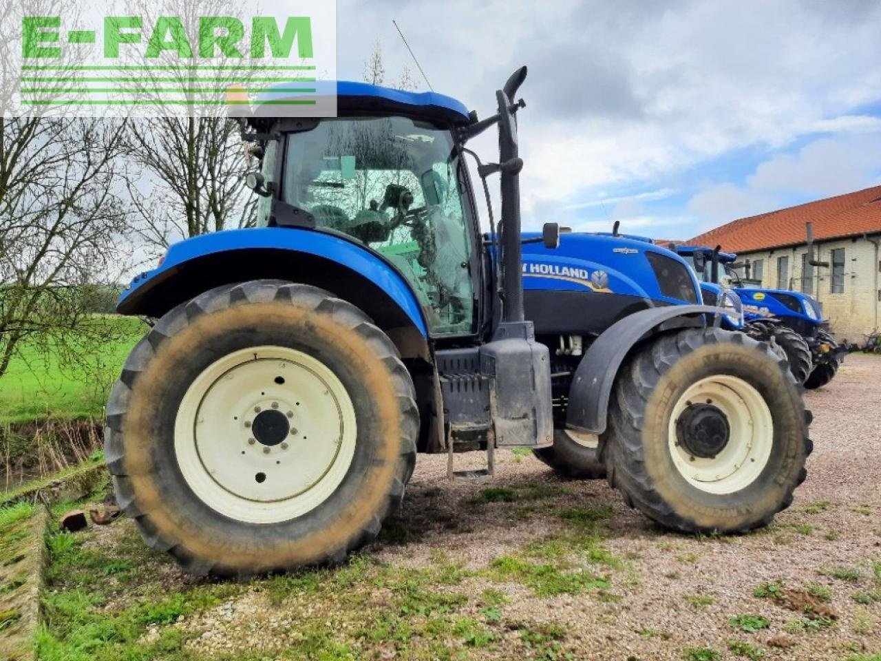 Traktor typu New Holland t7.185, Gebrauchtmaschine w CHAUVONCOURT (Zdjęcie 4)