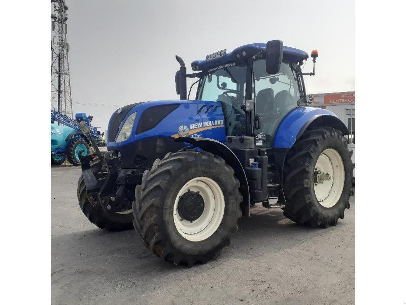 Traktor du type New Holland T7.190 RC, Gebrauchtmaschine en HERLIN LE SEC (Photo 1)