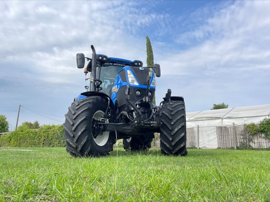 Traktor of the type New Holland T7.190, Gebrauchtmaschine in Montauban (Picture 2)