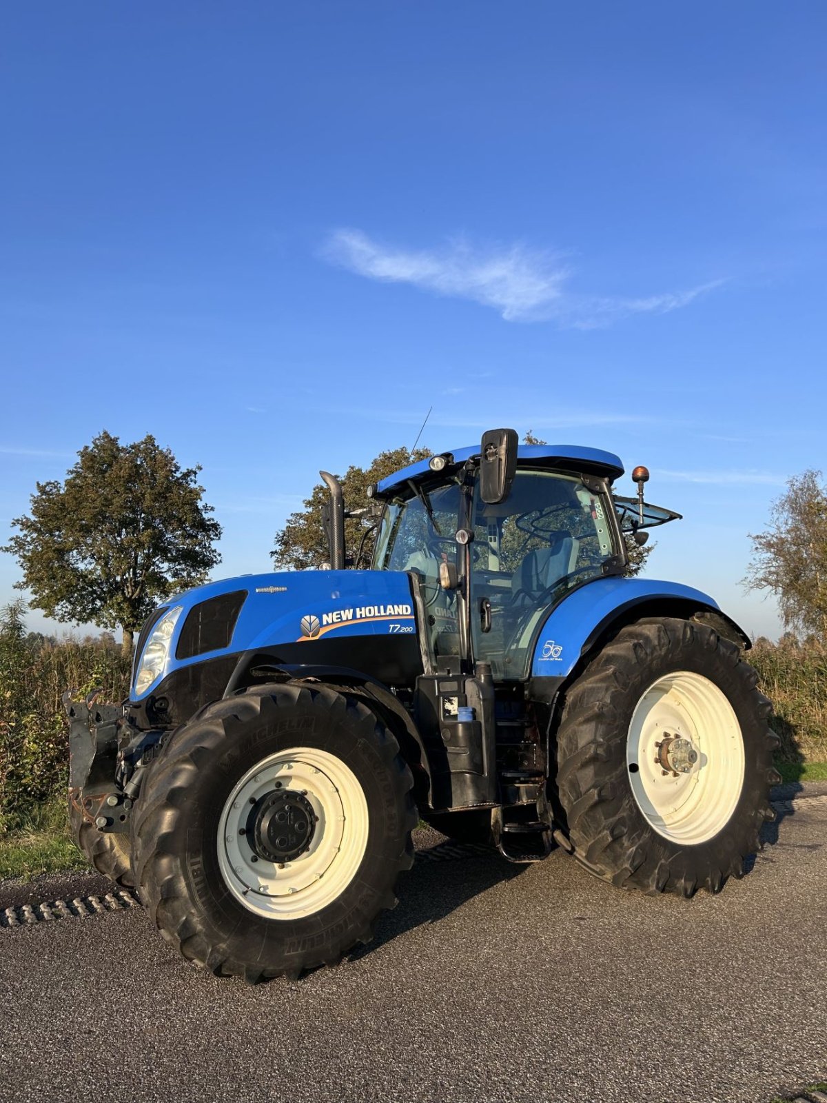 Traktor of the type New Holland T7.200 AC, Gebrauchtmaschine in Hellendoorn (Picture 2)