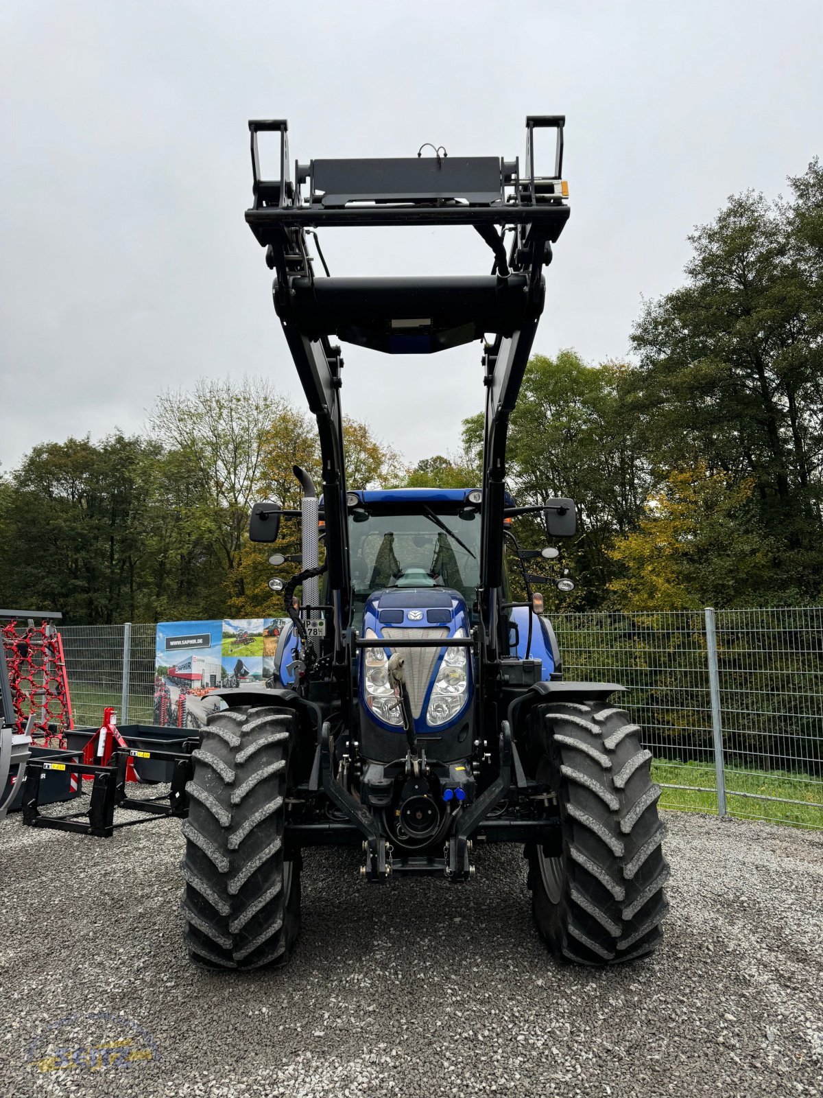 Traktor of the type New Holland T7.200 AC, Gebrauchtmaschine in Lindenfels-Glattbach (Picture 3)