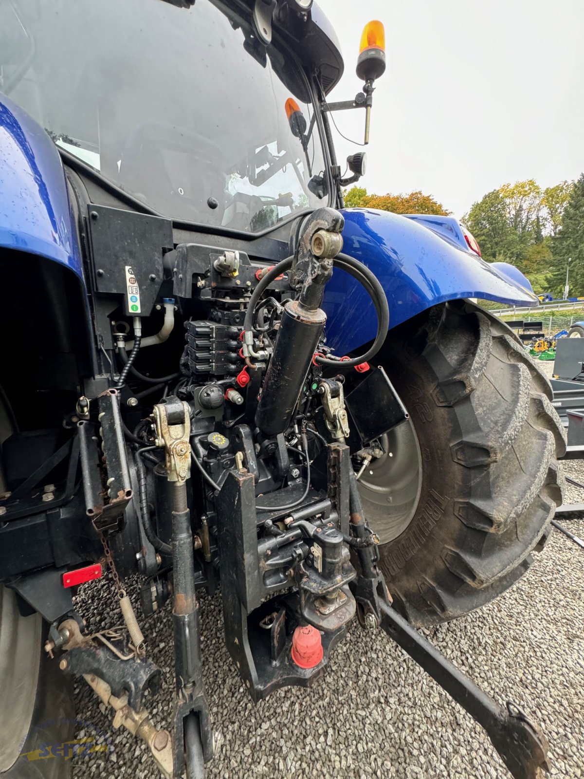 Traktor of the type New Holland T7.200 AC, Gebrauchtmaschine in Lindenfels-Glattbach (Picture 8)