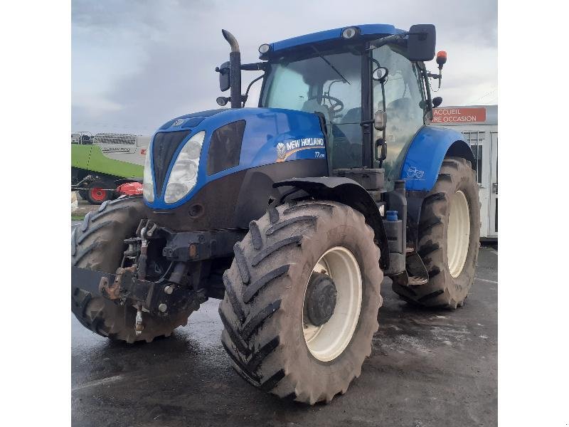 Traktor of the type New Holland T7.200 R C CLAS., Gebrauchtmaschine in HERLIN LE SEC (Picture 1)