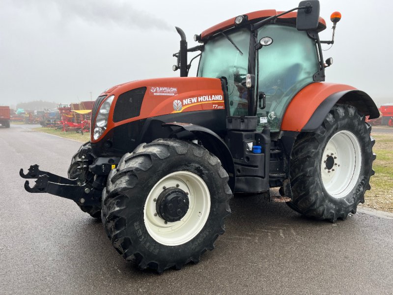 Traktor от тип New Holland T7.200 SW2, Gebrauchtmaschine в VERT TOULON (Снимка 1)