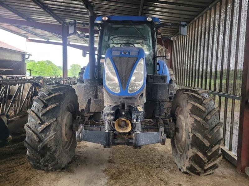 Traktor of the type New Holland T7.200, Gebrauchtmaschine in BRAY en Val (Picture 1)