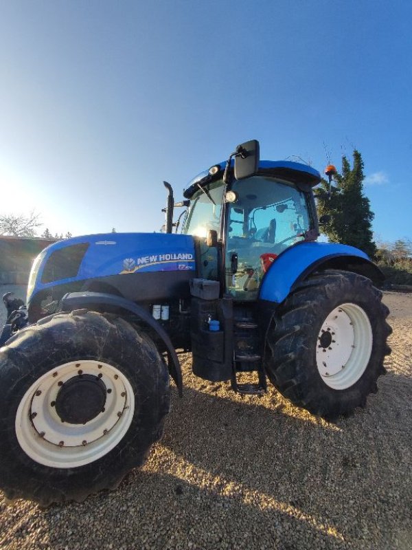 Traktor του τύπου New Holland T7.200, Gebrauchtmaschine σε FRESNAY LE COMTE (Φωτογραφία 1)