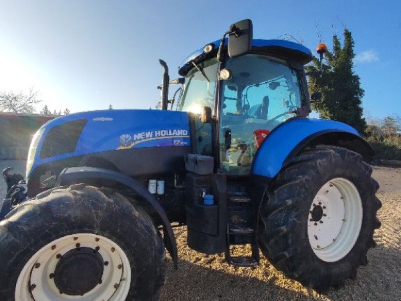 Traktor of the type New Holland T7.200, Gebrauchtmaschine in FRESNAY LE COMTE (Picture 1)