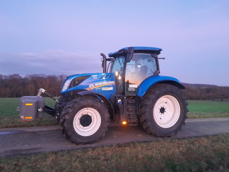 Traktor a típus New Holland T7.210 AC, Gebrauchtmaschine ekkor: Creglingen (Kép 1)