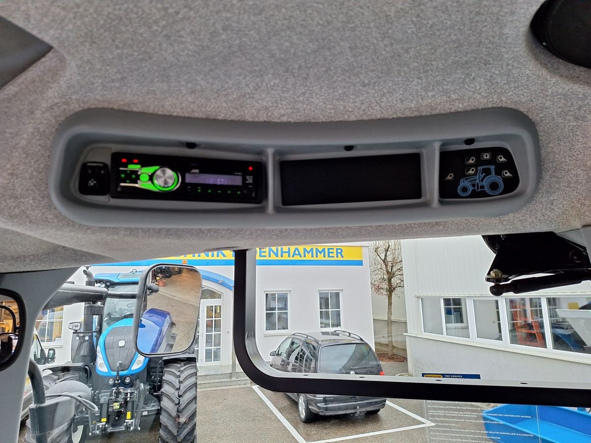 Traktor des Typs New Holland T7.210 Auto Command, Gebrauchtmaschine in Burgkirchen (Bild 13)