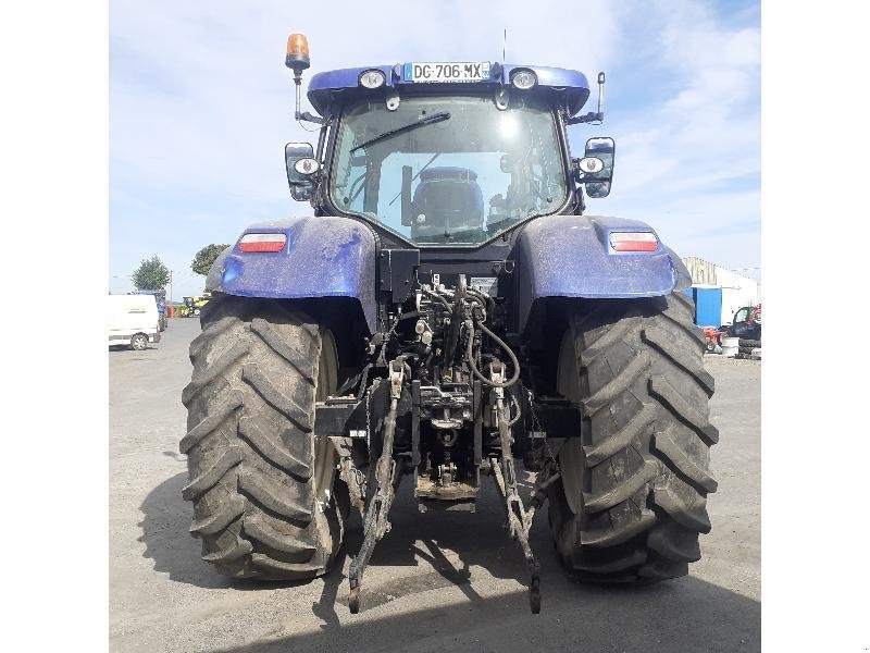 Traktor del tipo New Holland T7.210 AUTOCOMM, Gebrauchtmaschine en HERLIN LE SEC (Imagen 4)