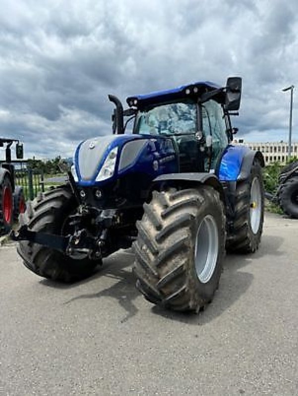 Traktor типа New Holland T7.210 AUTOCOMMAND BLUE POWER, Gebrauchtmaschine в Sainte-Croix-en-Plaine (Фотография 1)