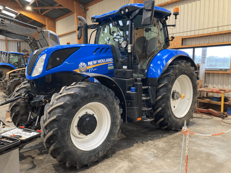 Traktor del tipo New Holland T7.210 PC SWII STAGE V, Gebrauchtmaschine In CONDE SUR VIRE (Immagine 1)