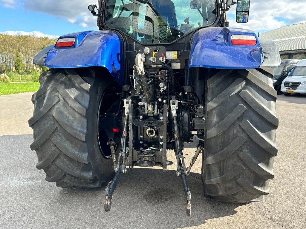 Traktor of the type New Holland T7.210 Range command 50 km/h, Gebrauchtmaschine in BENNEKOM (Picture 10)