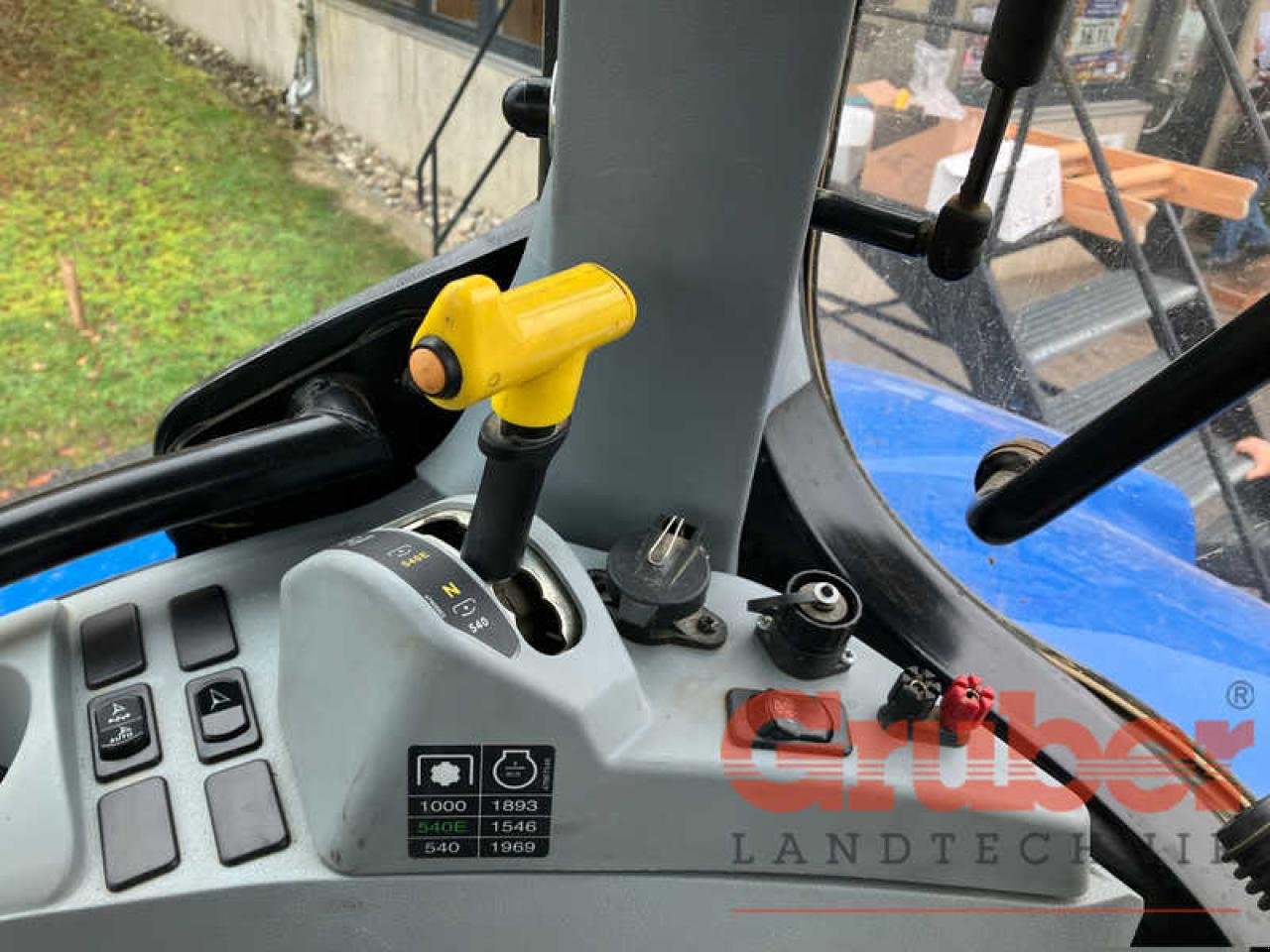 Traktor del tipo New Holland T7.210 SWII MY18, Gebrauchtmaschine In Ampfing (Immagine 18)