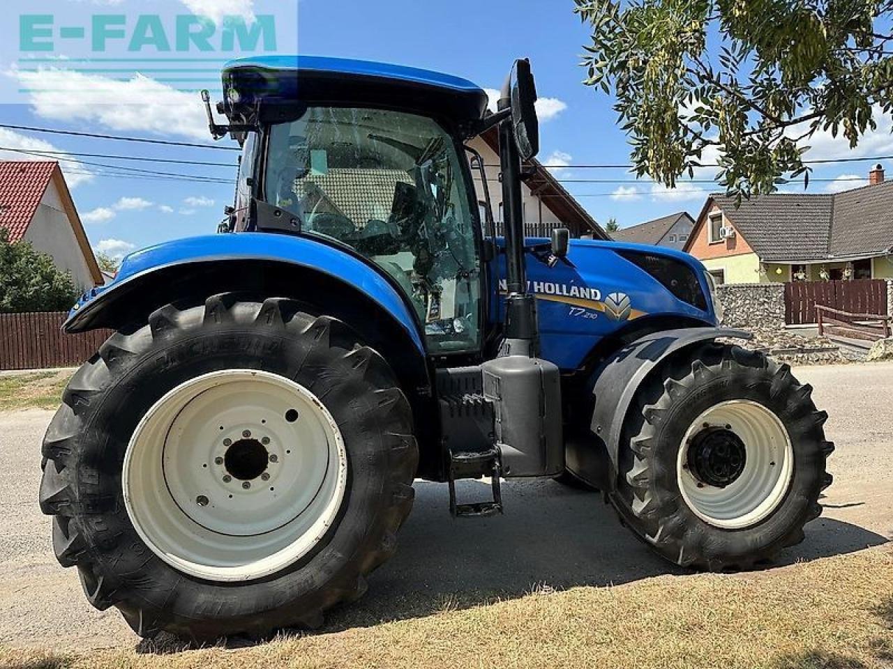 Traktor of the type New Holland t7.210, Gebrauchtmaschine in SZEGED (Picture 7)