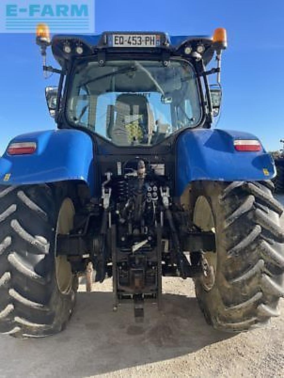 Traktor des Typs New Holland t7.210, Gebrauchtmaschine in MONFERRAN (Bild 3)