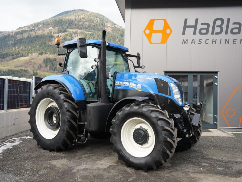 Traktor от тип New Holland T7.210, Gebrauchtmaschine в Greifenburg