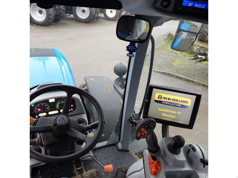 Traktor del tipo New Holland T7210AC, Gebrauchtmaschine en PLUMELEC (Imagen 8)