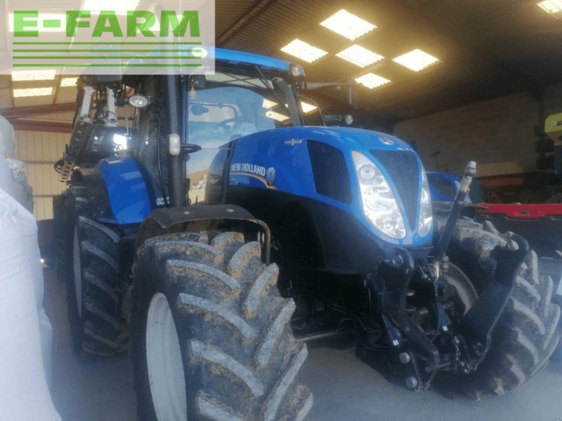 Traktor tipa New Holland t7.210ac, Gebrauchtmaschine u CHAUVONCOURT