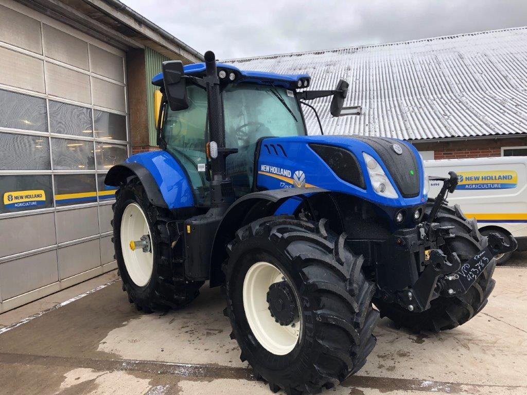 Traktor of the type New Holland T7.215 S Med affjedret foraksel, Gebrauchtmaschine in Tinglev (Picture 4)