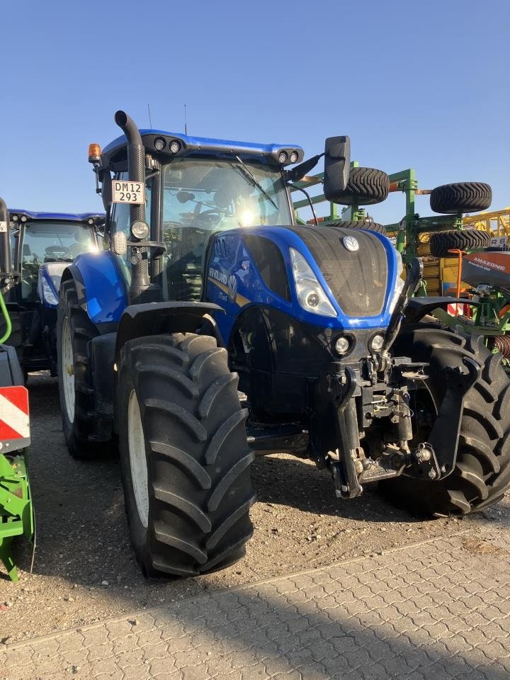 Traktor of the type New Holland T7.215 S STAGE V, Gebrauchtmaschine in Maribo (Picture 2)