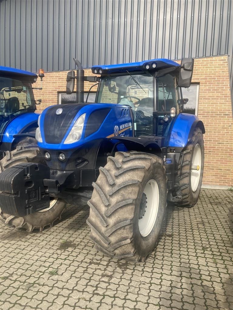 Traktor от тип New Holland T7.215 S, Gebrauchtmaschine в Stenstrup (Снимка 1)