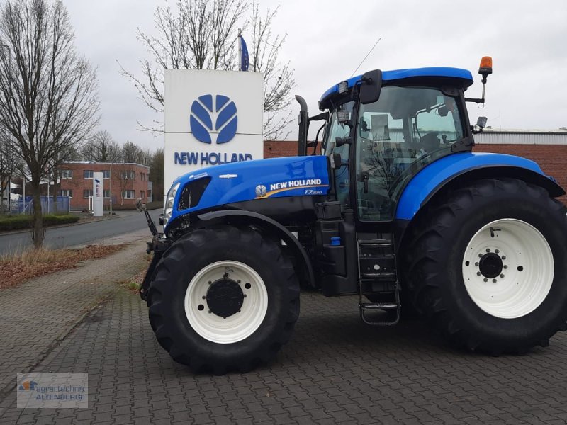 Traktor des Typs New Holland T7.220 AC mit Trimble Lenksystem RTK, Gebrauchtmaschine in Altenberge (Bild 1)