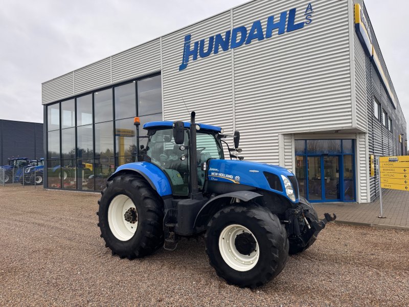 Traktor des Typs New Holland T7.220 AC, Gebrauchtmaschine in Thisted (Bild 1)